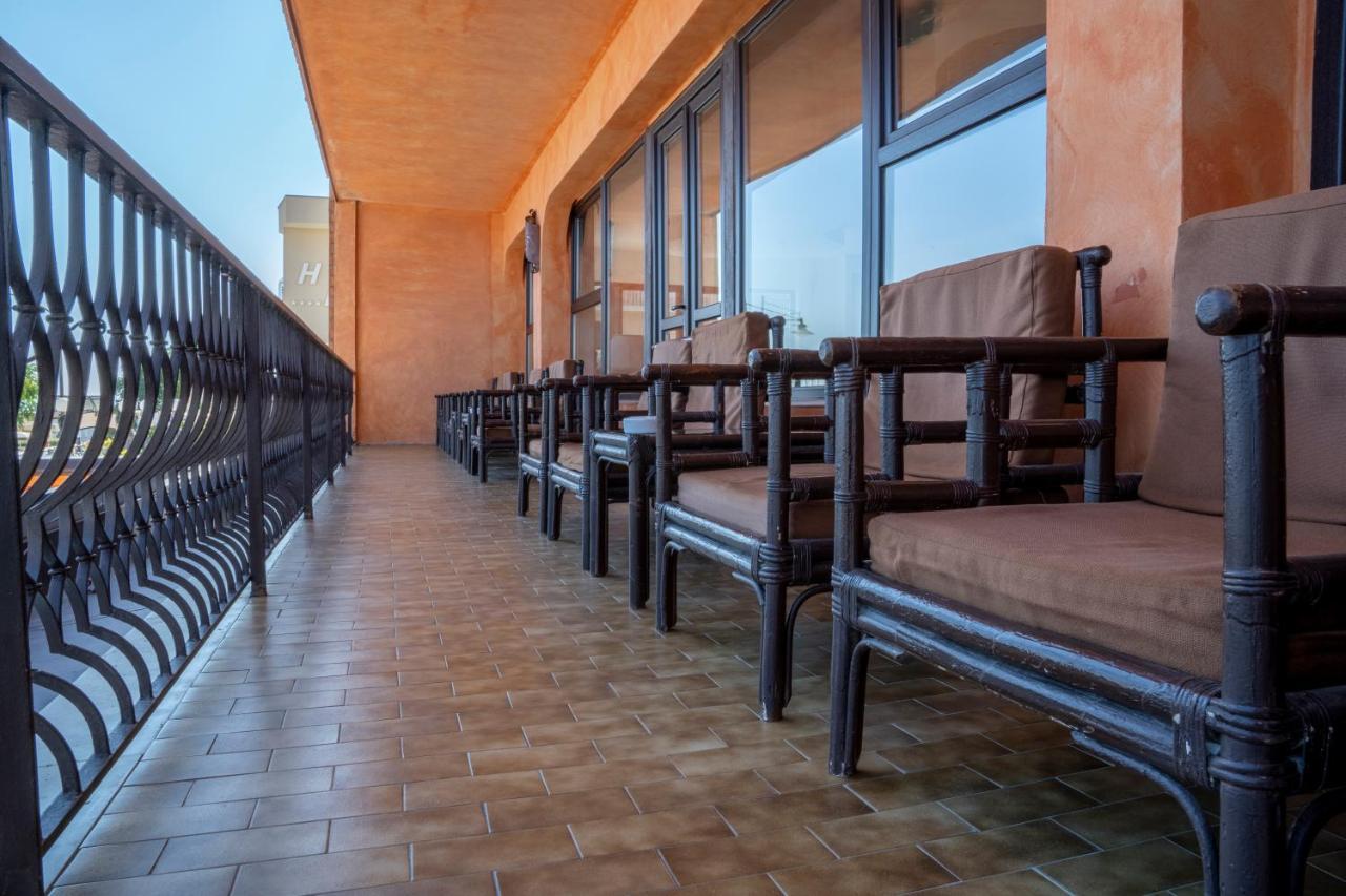 Hotel Giorgetti Orange Bellaria-Igea Marina Exterior photo